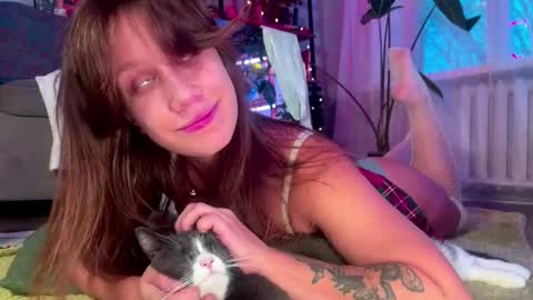 Snapshot of sasha_moormeoow chatting on 13, 11, 2025 Alexandra Sasha in short online show from 13, 11, 2025