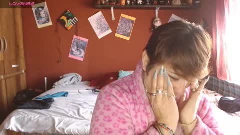 S A S H A R O S E online show from 9, 10, 2025