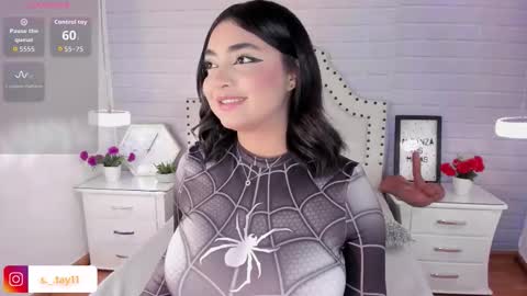 Snapshot of sashastrada_ chatting on 24, 10, 2025 Sasha online show from 24, 10, 2025