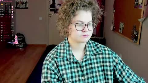 Snapshot of sashy_way chatting on 6, 1, 2025 .Alexandra online show from 6, 1, 2025