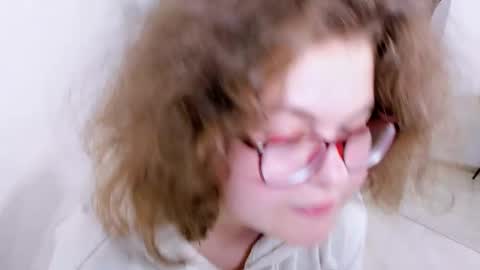 Snapshot of sashy_way chatting on 15, 9, 2025 .Alexandra online show from 15, 9, 2025