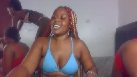 Snapshot of sassie_d chatting on 16, 12, 2025 sassie_d online show from 16, 12, 2025