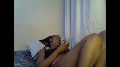 sassy_bella online show from 15, 12, 2025