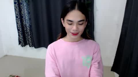 Snapshot of sassy_keath chatting on 30, 10, 2025 Keath online show from 30, 10, 2025