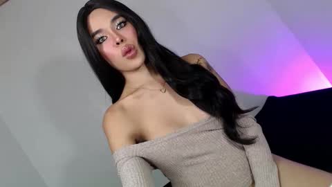 Snapshot of sassy_tiffanie chatting on 7, 2, 2026 Tiffanie online show from 7, 2, 2026