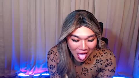 Snapshot of sassyffyra69 chatting on 11, 3, 2025 MARIO LABO online show from 11, 3, 2025