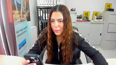 sassytiff online show from 9, 2, 2025