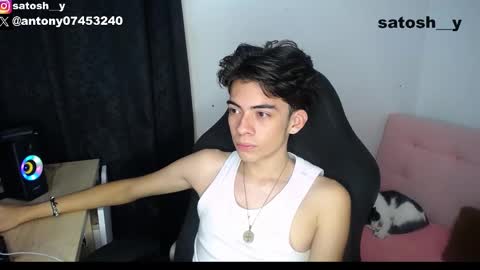 Snapshot of satosh_y chatting on 23, 1, 2025 satosh_y online show from 23, 1, 2025