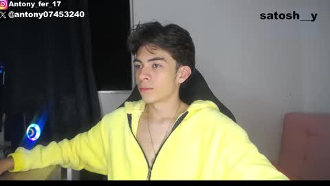 Snapshot of satosh_y chatting on 24, 1, 2025 satosh_y online show from 24, 1, 2025