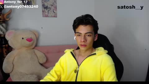 Snapshot of satosh_y chatting on 31, 1, 2025 satosh_y online show from 31, 1, 2025