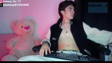 Snapshot of satosh_y chatting on 15, 2, 2025 satosh_y online show from 15, 2, 2025