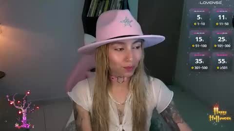 I AM JENN  online show from 2, 11, 2025