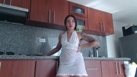 Snapshot of saucy_zaren chatting on 13, 1, 2025 Zaren online show from 13, 1, 2025