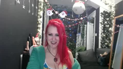 SaucySky online show from 23, 12, 2024
