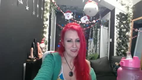 SaucySky online show from 24, 12, 2024