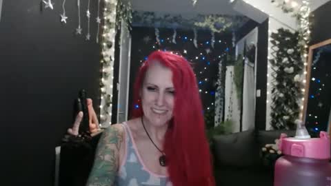 SaucySky online show from 8, 1, 2025