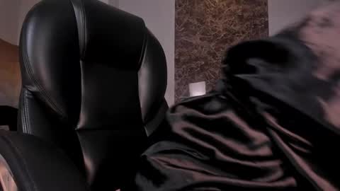 S a v a n n a h  online show from 10, 10, 2025