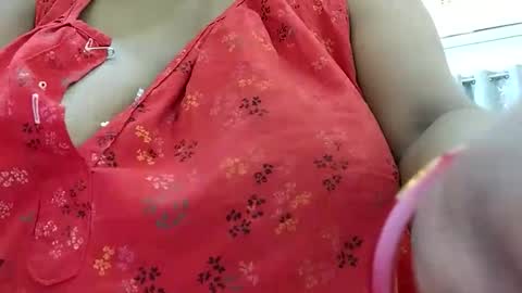 Snapshot of savita0969 chatting on 4, 11, 2025 Anjali online show from 4, 11, 2025