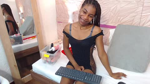 savory_pussy18 online show from 14, 12, 2024