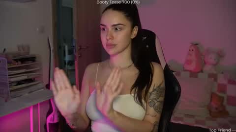 Naomi online show from 14, 12, 2025