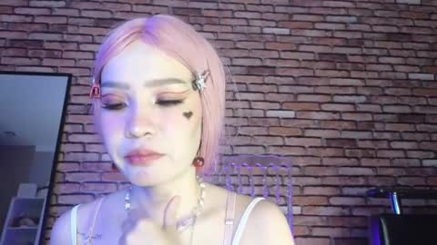 Snapshot of saya_lin chatting on 31, 10, 2025 Saya online show from 31, 10, 2025