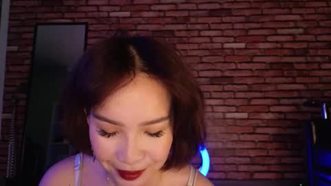 Snapshot of saya_lin chatting on 12, 11, 2025 Saya online show from 12, 11, 2025