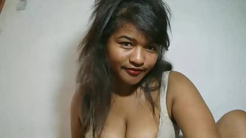 saylla1 online show from 3, 2, 2026