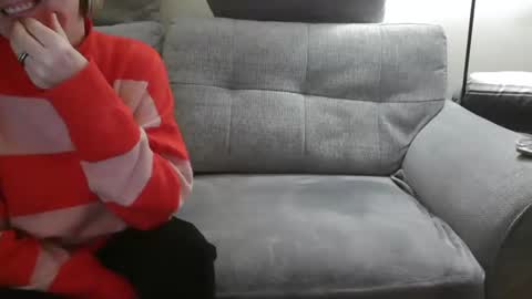 Snapshot of sb_couple chatting on 29, 12, 2024 SB Couple online show from 29, 12, 2024