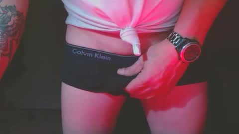 Snapshot of sbutter chatting on 8, 12, 2024 sbutter online show from 8, 12, 2024