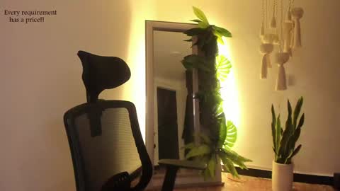 Venus online show from 5, 12, 2024