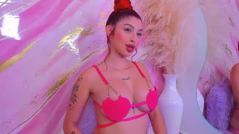 scarleett jones online show from 16, 1, 2026