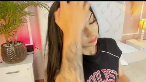 scarlet hill online show from 28, 2, 2025