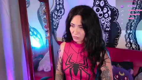 Snapshot of scarlet__perverted chatting on 14, 9, 2025 Explicit Content  online show from 14, 9, 2025