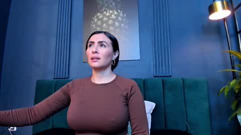 Scarlet Edwars online show from 18, 2, 2026