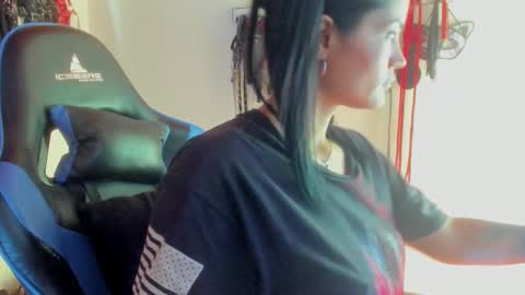 scarlet taylor kennedy online show from 1, 11, 2025