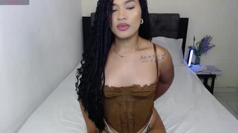 Scarlet Fox online show from 2, 10, 2025