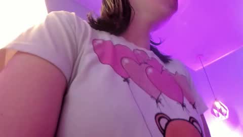 Scarlet  online show from 24, 2, 2026