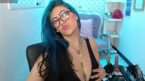 Scarleth online show from 17, 2, 2025