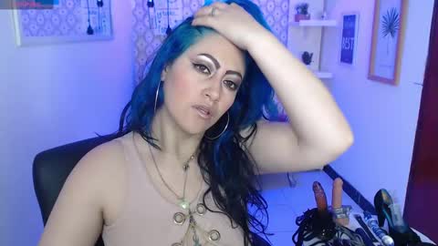 Scarleth online show from 4, 3, 2025