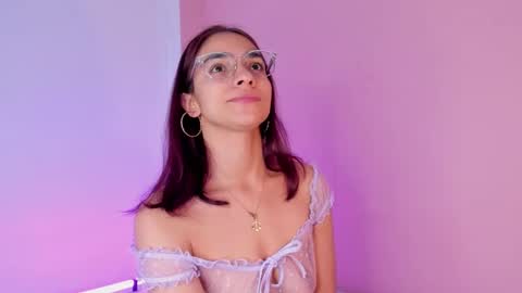 I am  Scarleth  Check mi profile online show from 7, 1, 2025