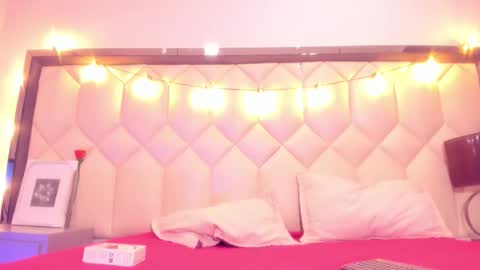 scarlethbigbug online show from 21, 2, 2026