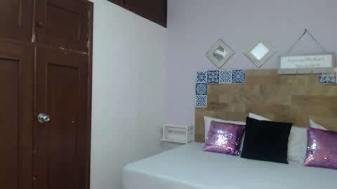 scarlet  online show from 11, 10, 2025