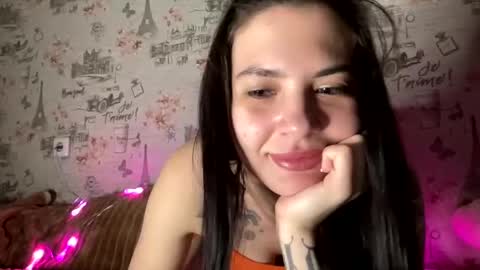 scarletpetal online show from 3, 2, 2025
