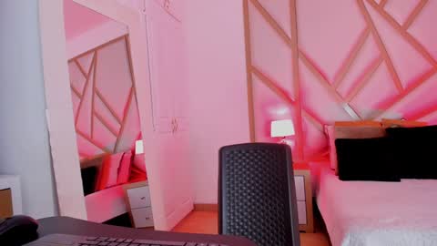 Scarlet online show from 29, 12, 2024