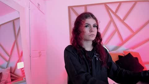 Scarlet online show from 4, 1, 2025