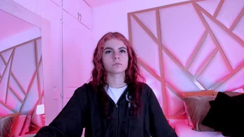 Scarlet online show from 20, 1, 2025