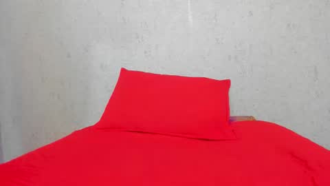 Snapshot of scarlett646 chatting on 17, 10, 2025 Scarlett 3 online show from 17, 10, 2025