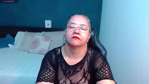 Snapshot of scarlett_duboi1 chatting on 2, 3, 2025 Scarlett online show from 2, 3, 2025