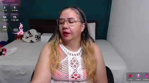 Snapshot of scarlett_duboi1 chatting on 10, 10, 2025 Scarlett online show from 10, 10, 2025