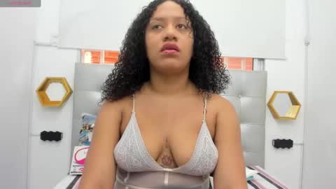 scarlett_fox20 online show from 9, 2, 2025